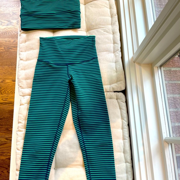 DYI Matching Workout Set - Picture 2 of 5